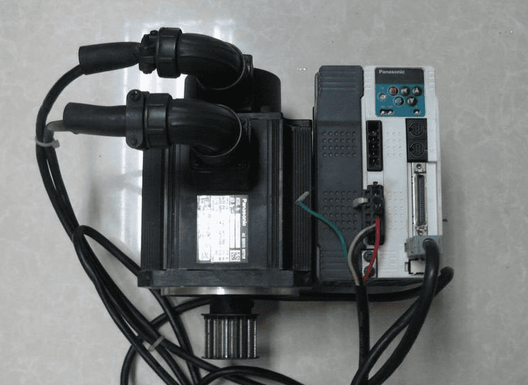 30秒自學(xué)維修松下伺服驅(qū)動器維，提供10種常見松下伺服驅(qū)動器故障代碼